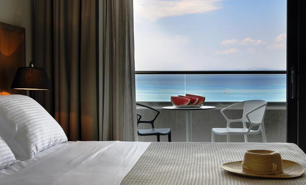 Ostria Sea Side Hotel Hanioti Exterior photo